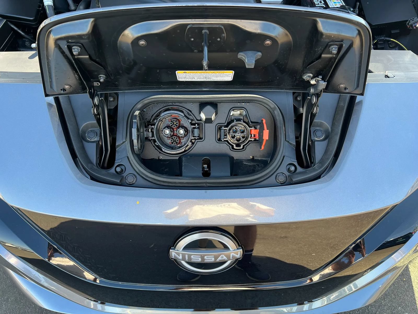Used 2025 Nissan Leaf S FWD image 32