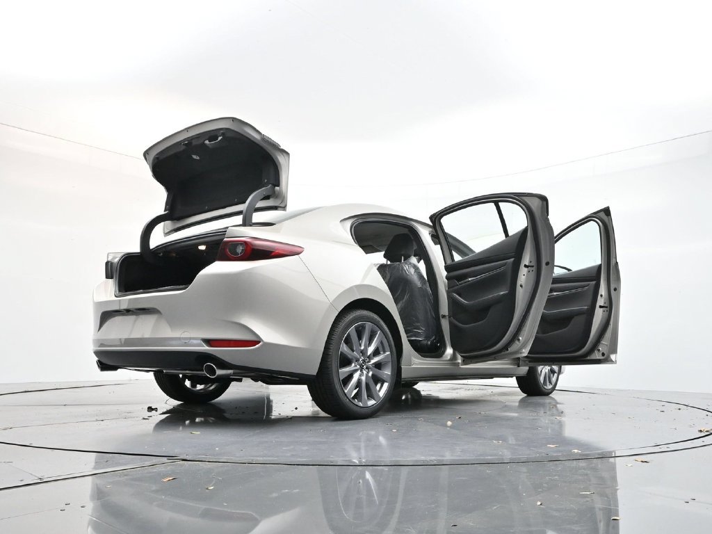 Used 2026 MAZDA MAZDA3 2.5 S Sedan w/ Preferred Pkg FWD image 31