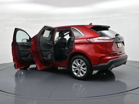 Used 2022 Ford Edge Titanium AWD/4WD image 23