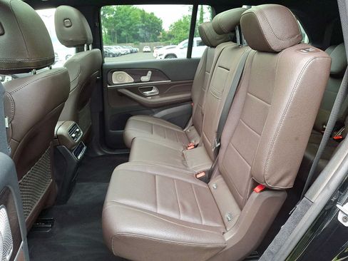 Certified 2022 Mercedes-Benz GLS 450 4MATIC image 8