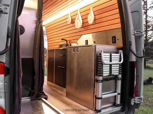 Used 2023 Mercedes-Benz Sprinter 2500 image 63