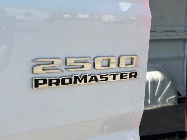 Used 2024 RAM ProMaster 2500 w/ Convenience Group FWD image 12