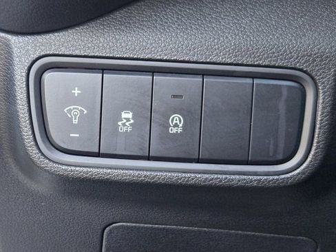 Certified 2025 Kia Soul LX image 22