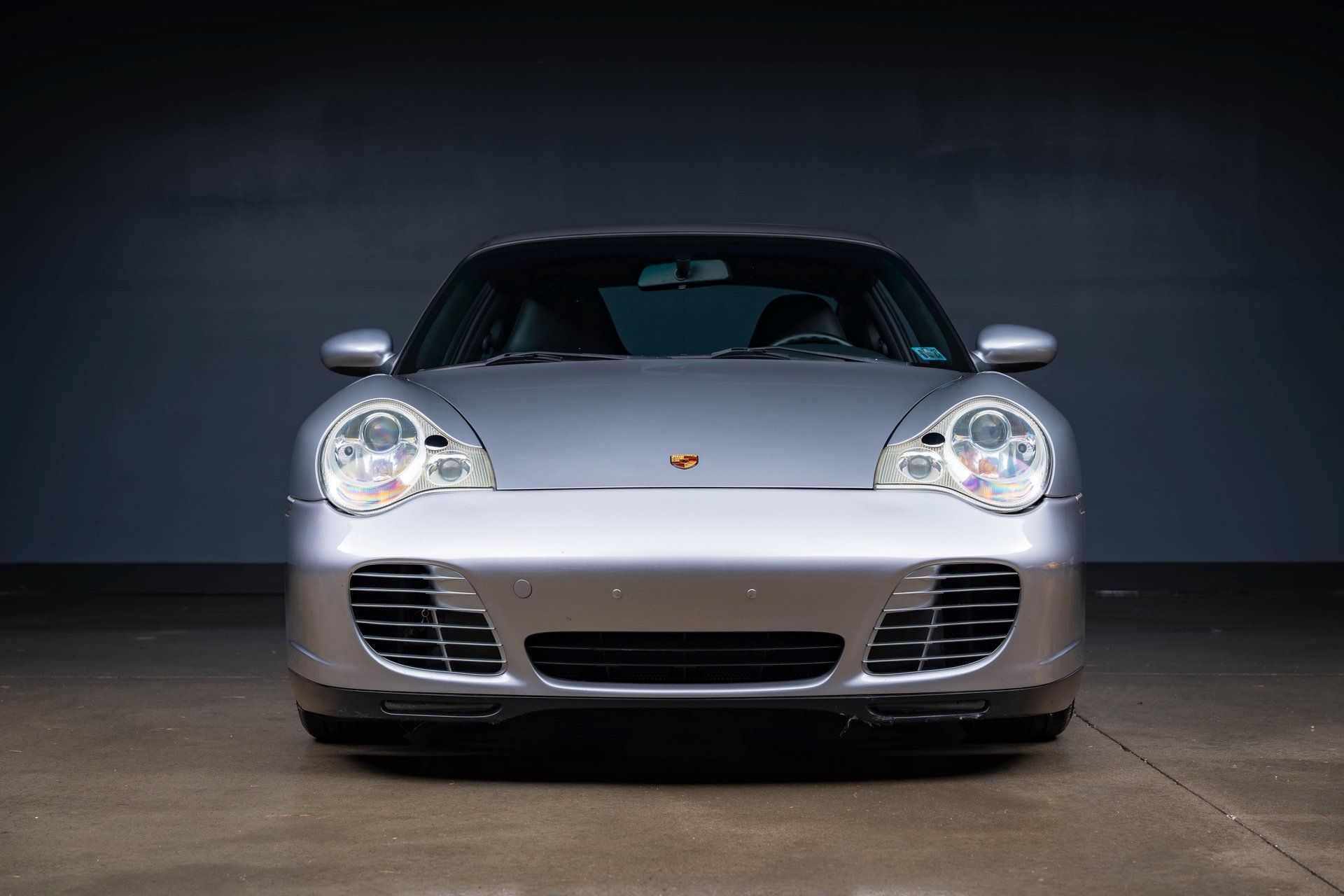 Used 2004 Porsche 911 40th Anniversary RWD image 2