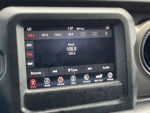 Used 2021 Jeep Gladiator Sport AWD/4WD image 15