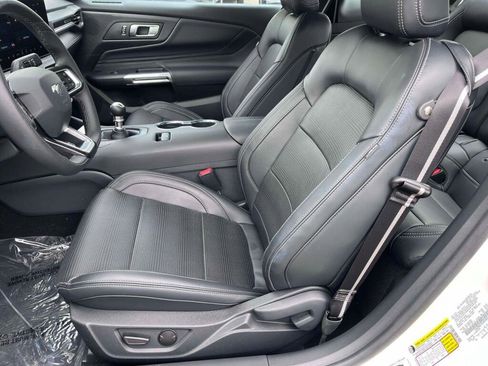 New 2025 Ford Mustang GT Premium w/ 60th Anniversary Package RWD image 17