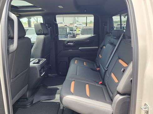 New 2026 GMC Sierra 1500 AT4 w/ AT4 Premium Package AWD/4WD image 43