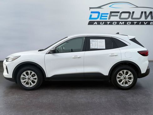 Used 2024 Ford Escape Active AWD/4WD image 6