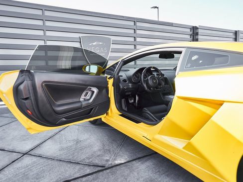 Used 2005 Lamborghini Gallardo image 33