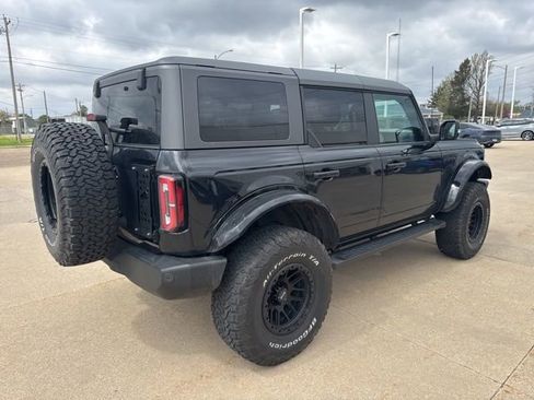 Used 2022 Ford Bronco Outer Banks image 11