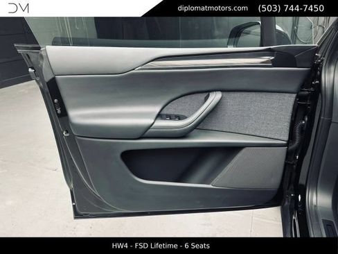 Used 2024 Tesla Model X AWD/4WD image 27