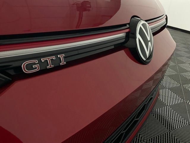 Used 2024 Volkswagen GTI SE FWD image 9