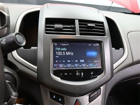 Used 2016 Chevrolet Sonic LT image 34