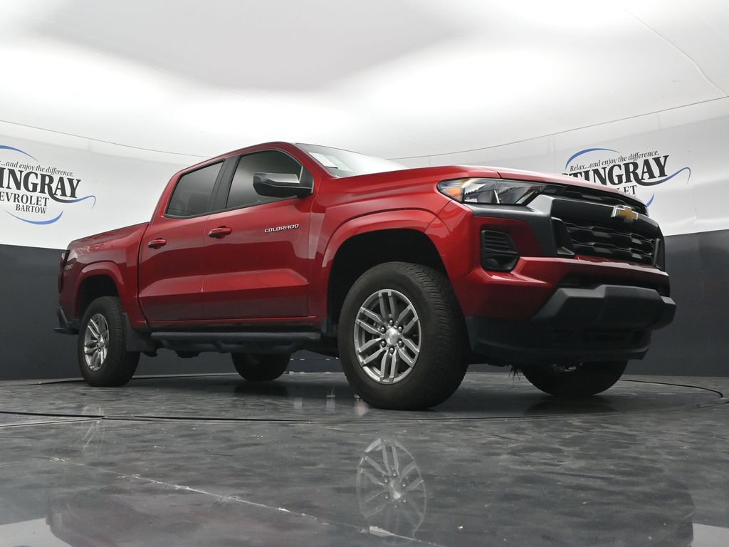 Used 2024 Chevrolet Colorado LT w/ LT Convenience Package II AWD/4WD image 29
