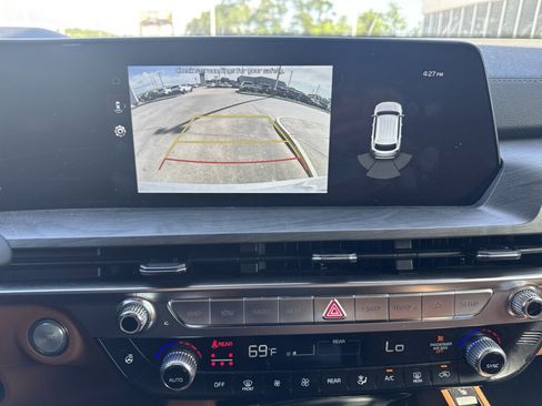 Used 2025 Kia Telluride EX X-Line AWD/4WD image 32