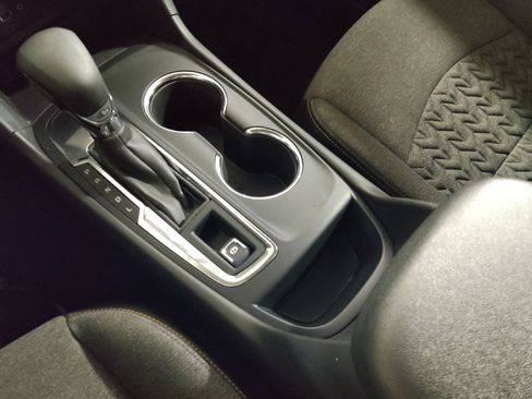 Used 2023 Chevrolet Equinox LT FWD image 26