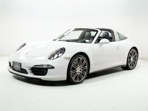 Used 2015 Porsche 911 Targa 4 AWD/4WD image 1