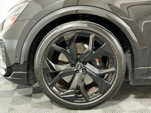 Used 2024 Audi RS Q8 AWD/4WD image 32