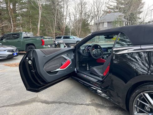 Used 2024 Chevrolet Camaro ZL1 image 23