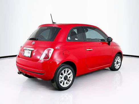 Used 2017 FIAT 500 Pop w/ Red Roof & Mirror Cap Package image 9