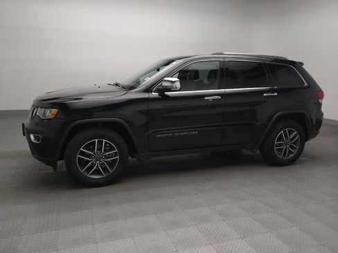 Used 2020 Jeep Grand Cherokee Limited w/ Luxury Group II image 2