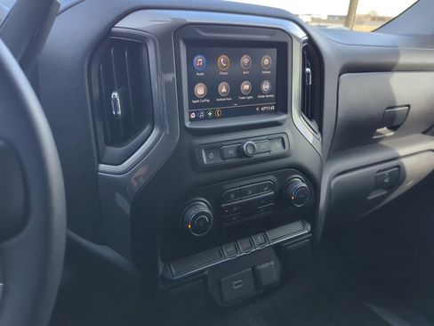 Used 2020 Chevrolet Silverado 1500 Custom w/ Custom Value Package image 18