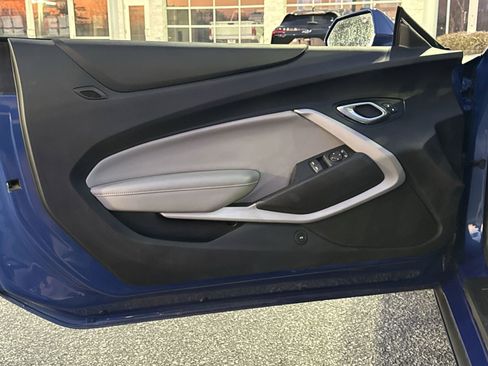 Used 2019 Chevrolet Camaro LT w/ RS Package image 13