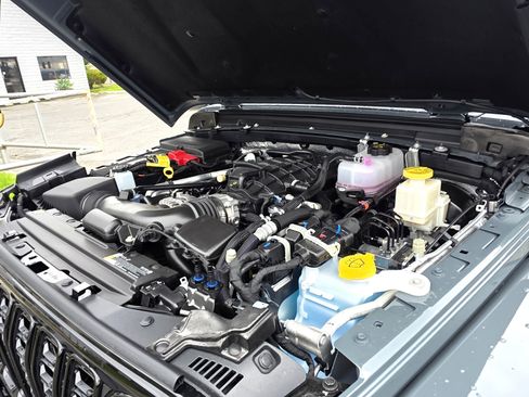 New 2026 Jeep Gladiator Willys image 19