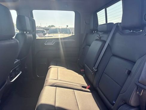 Used 2024 Chevrolet Silverado 1500 LTZ AWD/4WD image 17