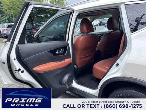 Used 2018 Nissan Rogue SL w/ Premium Package AWD/4WD image 11