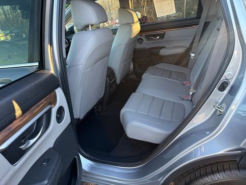 Used 2017 Honda CR-V Touring image 13