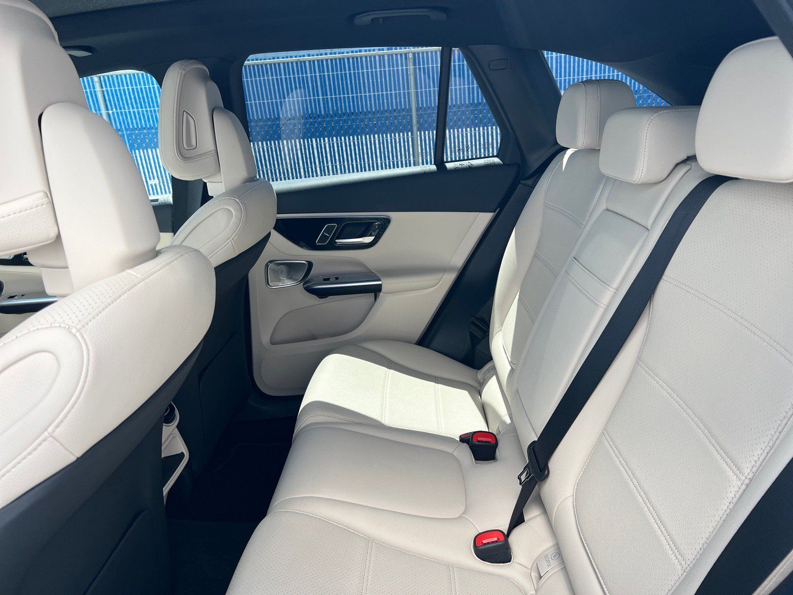 Used 2026 Mercedes-Benz GLC 300 image 18
