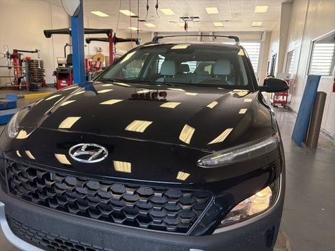 Used 2023 Hyundai Kona SEL w/ Convenience Package image 6