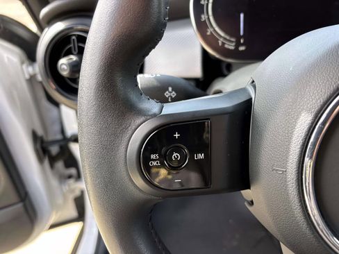 Used 2024 MINI Cooper Convertible image 17