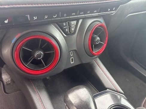 Used 2022 Chevrolet Blazer RS w/ Enhanced Convenience Package image 25