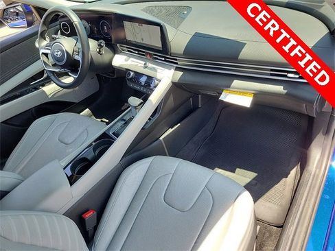 Used 2024 Hyundai Elantra Limited image 13