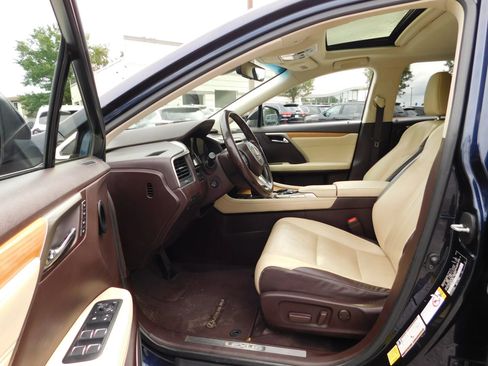 Used 2019 Lexus RX 350 AWD w/ Navigation Package image 19