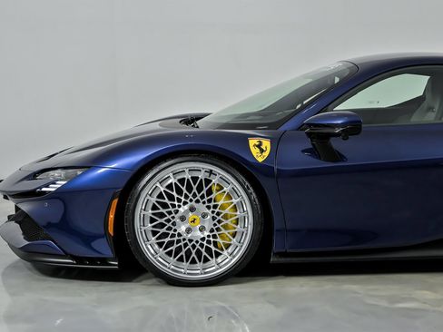 Used 2023 Ferrari SF90 Stradale image 6
