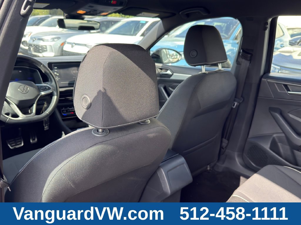 Used 2025 Volkswagen Jetta Sport FWD image 25