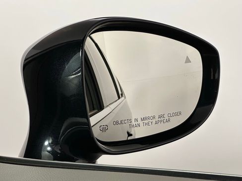 Used 2018 Chrysler Pacifica Touring-L w/ Premium Audio Group image 22