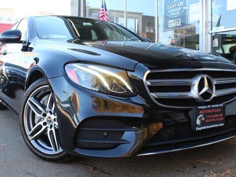 Used 2017 Mercedes-Benz E 300 4MATIC image 1