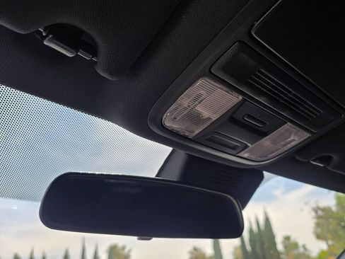 Used 2019 Honda Accord Sport image 37