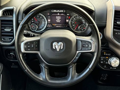 Used 2022 RAM 1500 Laramie AWD/4WD image 15