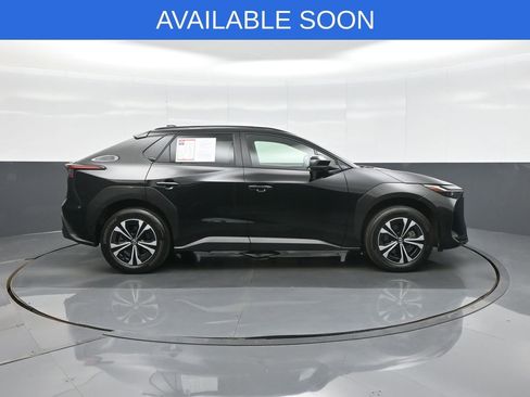 Used 2024 Toyota bZ4X AWD w/ Weather Package image 8
