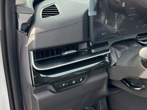 New 2026 Kia Carnival SX Prestige image 12