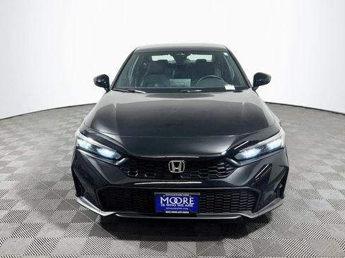 Used 2025 Honda Civic Sport image 2