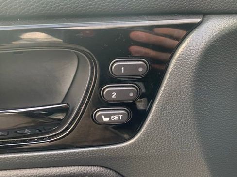 Used 2023 Honda Odyssey Touring image 8