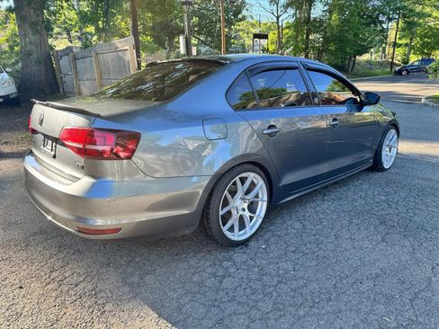 Used 2018 Volkswagen Jetta Wolfsburg Edition FWD image 5