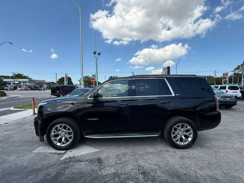 Used 2019 GMC Yukon SLT RWD image 2