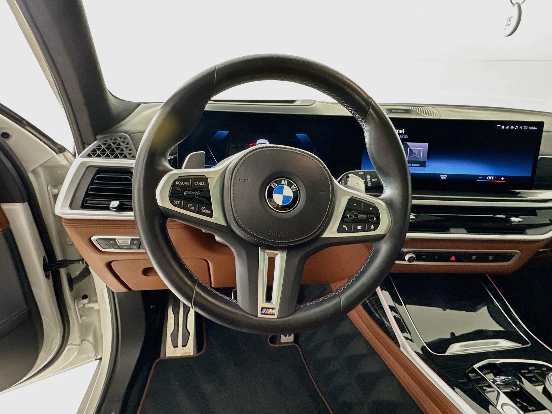 Used 2023 BMW X7 M60i w/ Executive Package AWD/4WD image 12